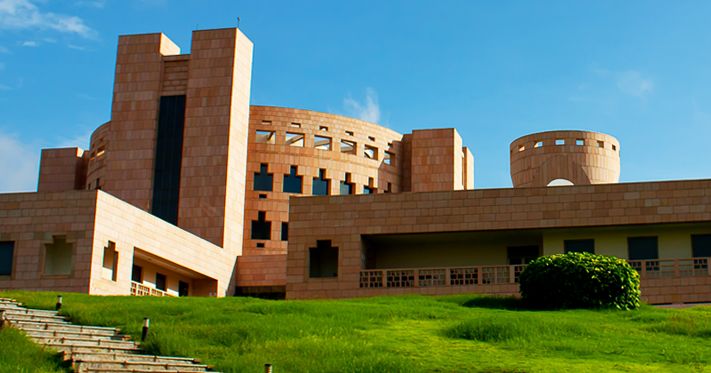 ISB (Indian School of Business) - Hyderabad: