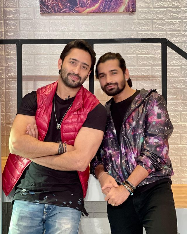 Shaheer Sheikh with his friend image