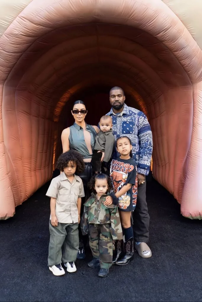 Kanye West with his family
