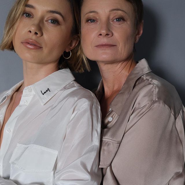 Olesya Rulins with her mom