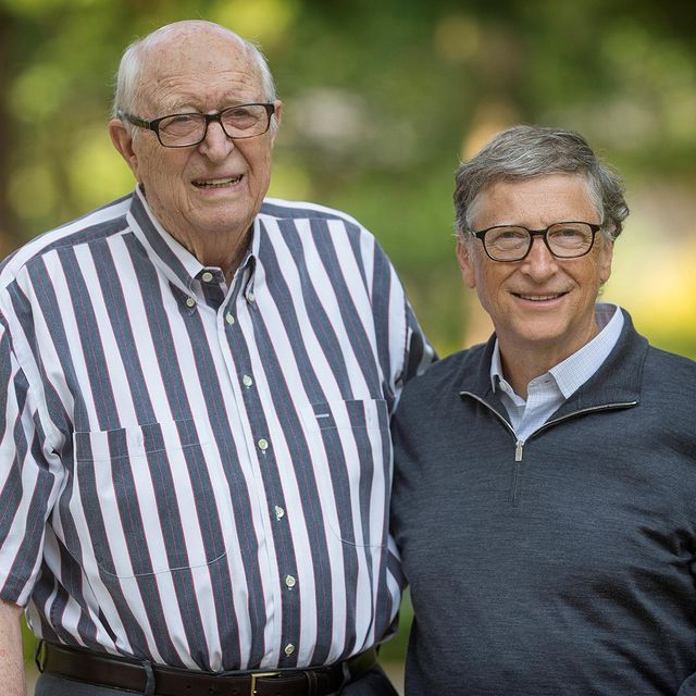 Bill Gates with his father 